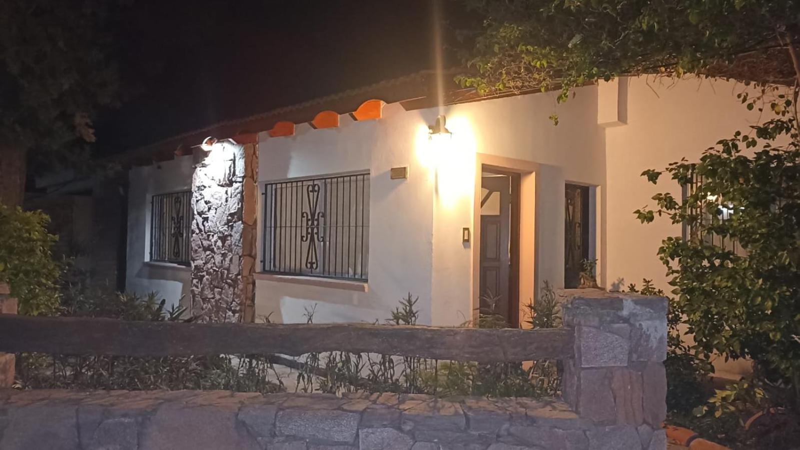 La Pirca Rosada * San Fernando del Valle de Catamarca